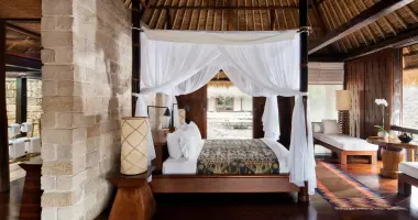 4BR Tejasuara Residence